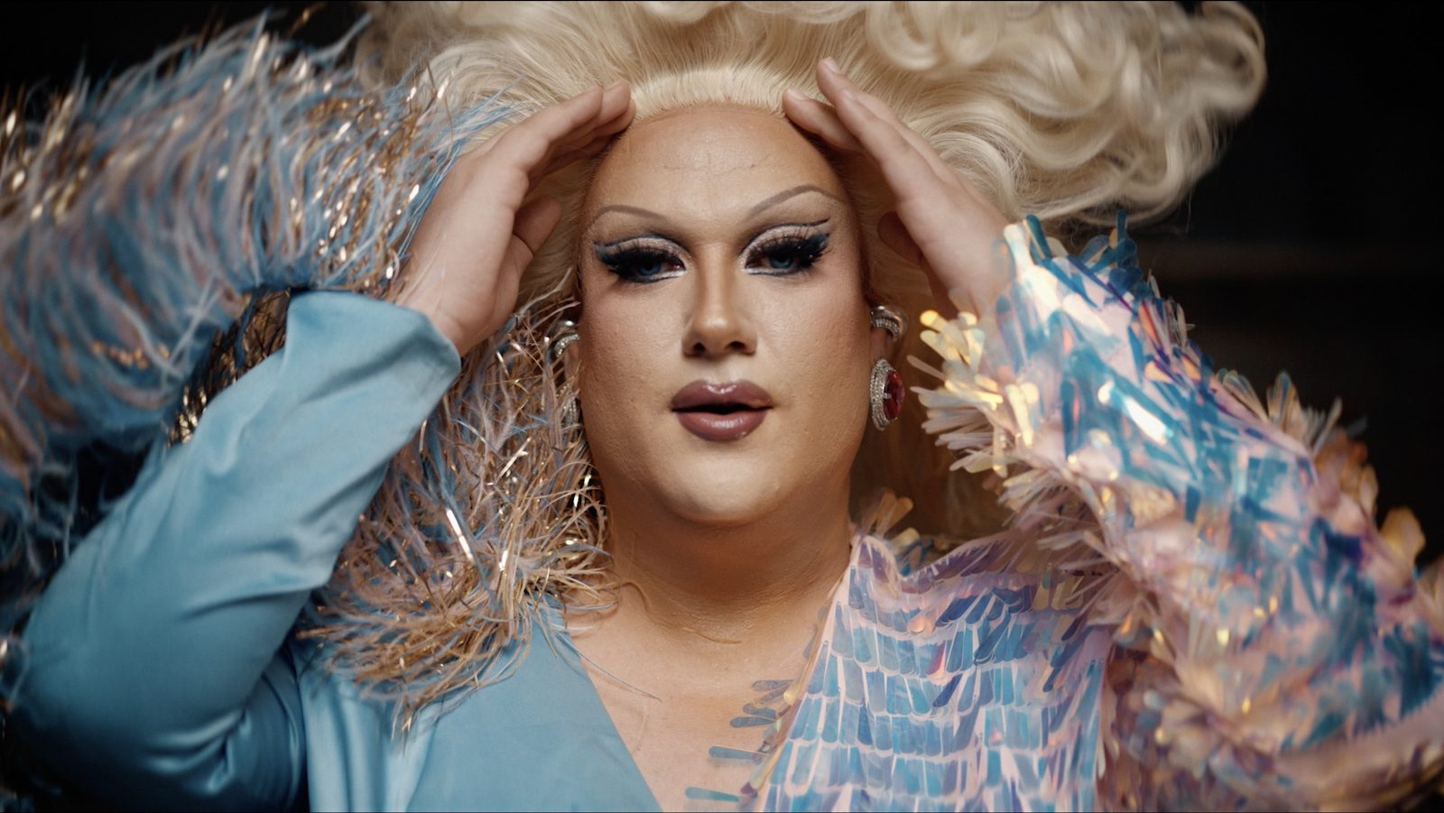 Editorial drag queen